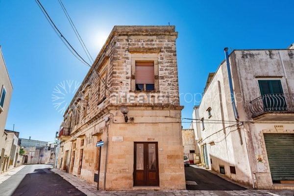 casa indipendente in vendita a Spongano