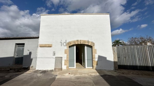 casa indipendente in vendita a Spongano