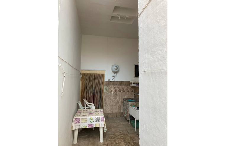 casa indipendente in vendita a Spongano