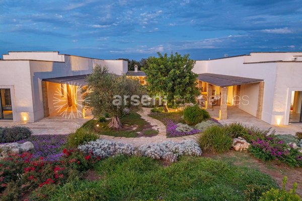 casa indipendente in vendita a Spongano