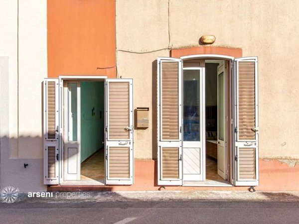 casa indipendente in vendita a Spongano