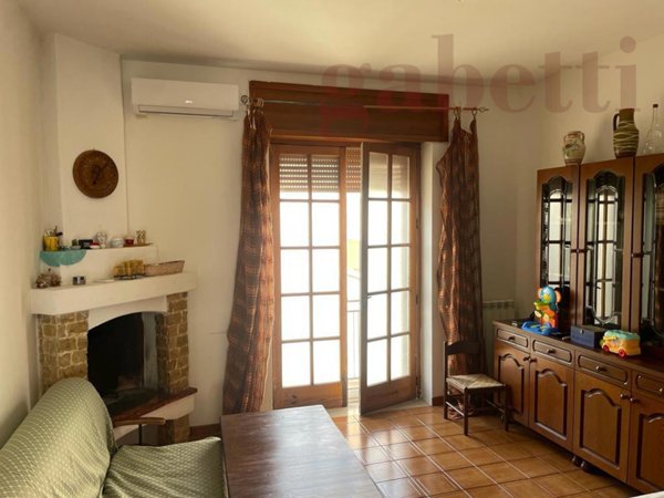 casa indipendente in vendita a Spongano