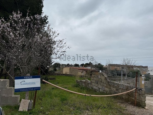 terreno edificabile in vendita a Spongano