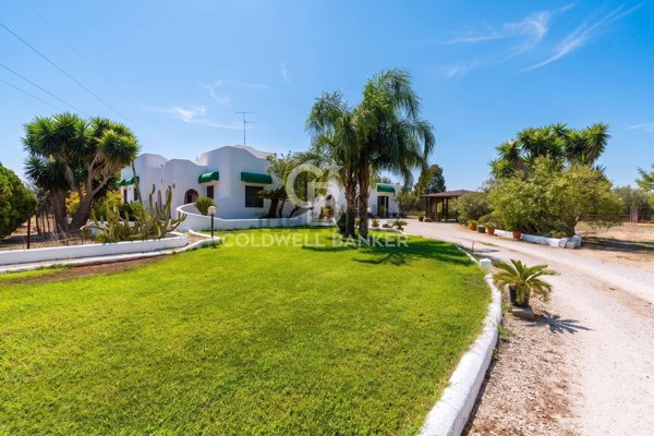 casa indipendente in vendita a Spongano