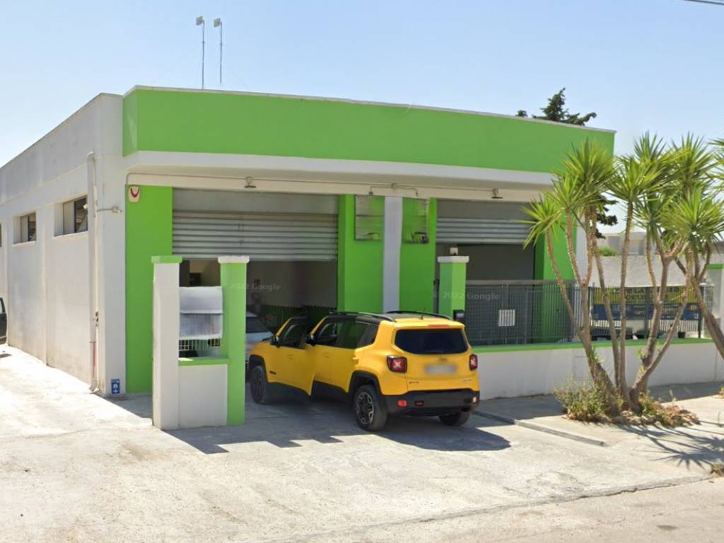 negozio in vendita a Squinzano