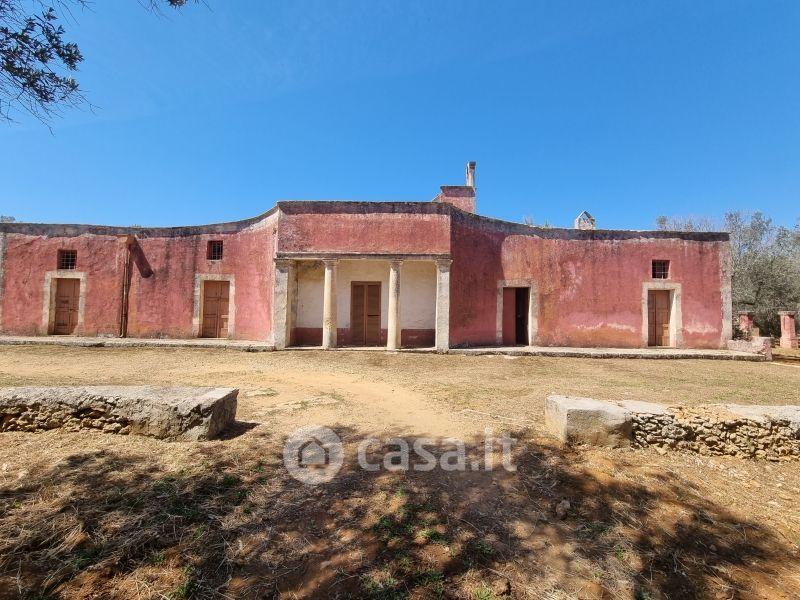 casa indipendente in vendita a Squinzano