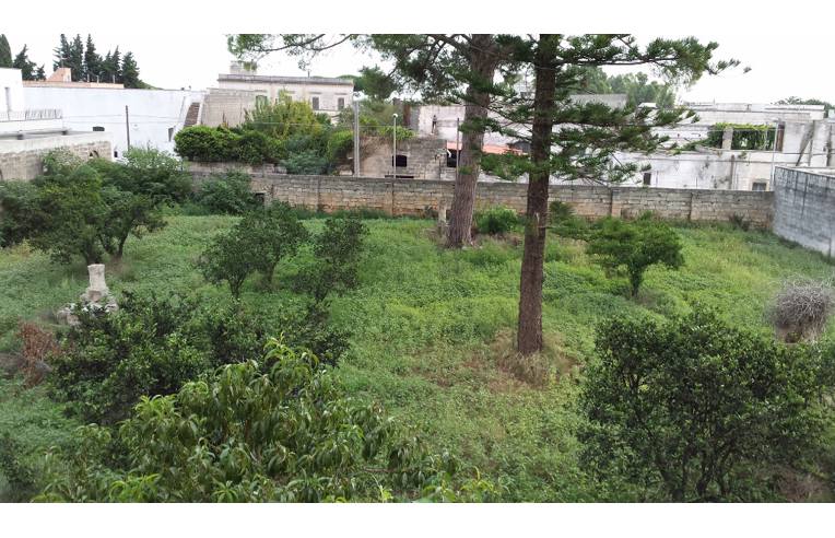 intera palazzina in vendita a Squinzano