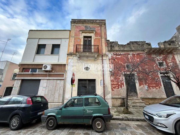 negozio in vendita a Squinzano