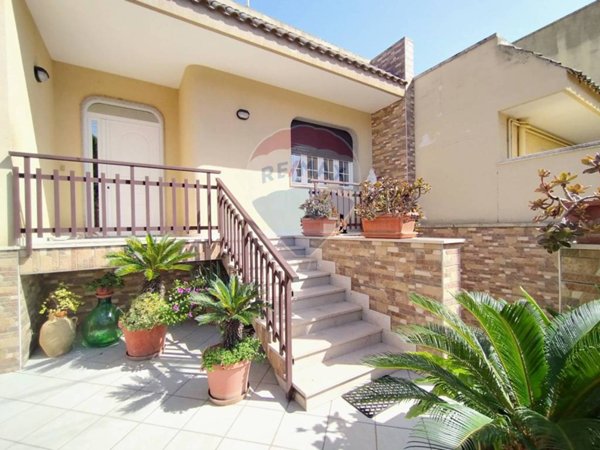 casa indipendente in vendita a Squinzano