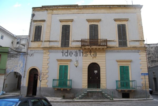 casa indipendente in vendita a Squinzano