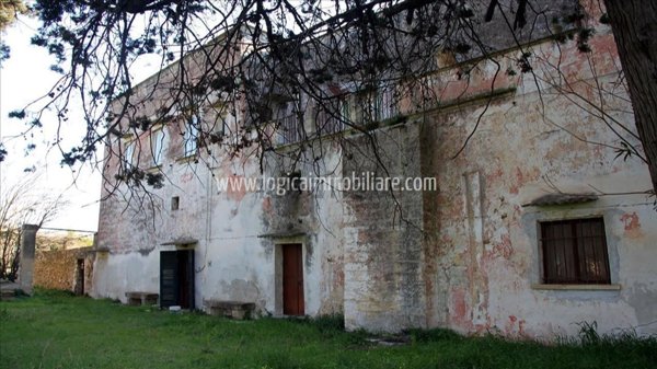 casale in vendita a Squinzano