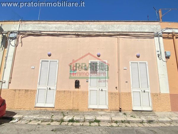 casa indipendente in vendita a Squinzano