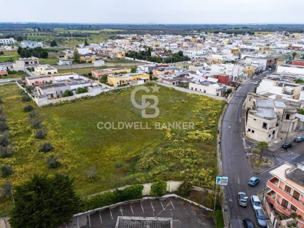 terreno edificabile in vendita a Squinzano