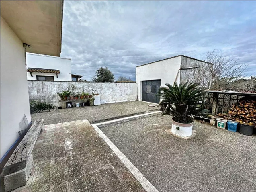 casa indipendente in vendita a Squinzano