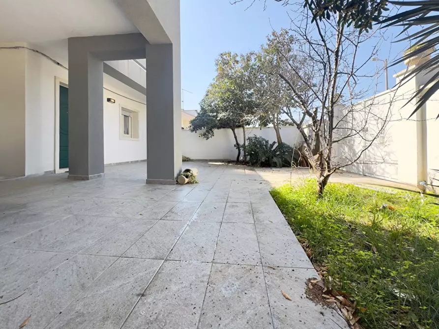 casa indipendente in vendita a Squinzano