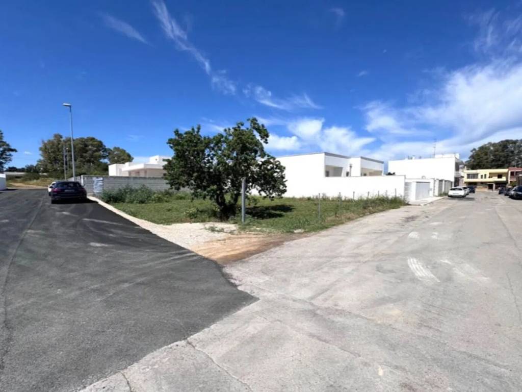 casa indipendente in vendita a Squinzano