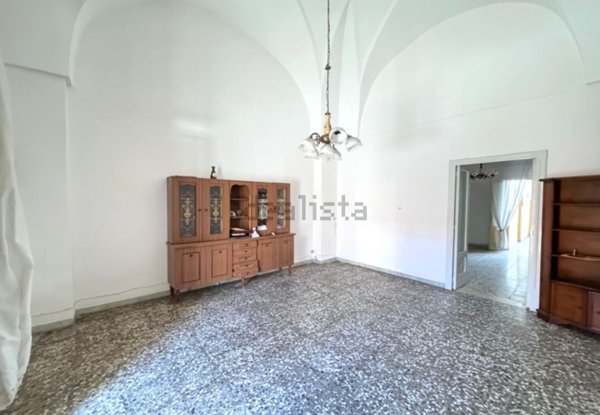casa indipendente in vendita a Squinzano