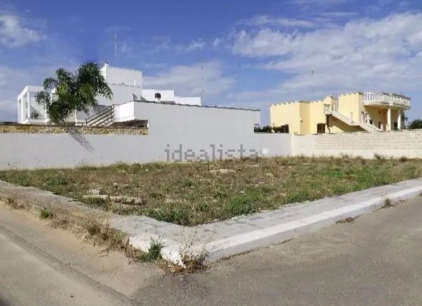 terreno edificabile in vendita a Squinzano