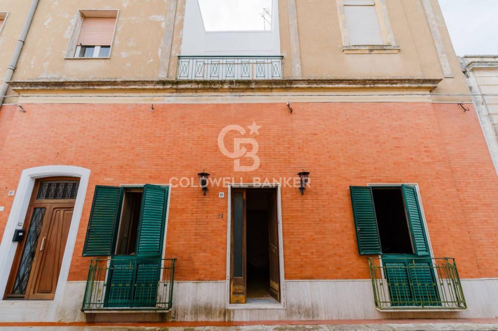 casa indipendente in vendita a Squinzano