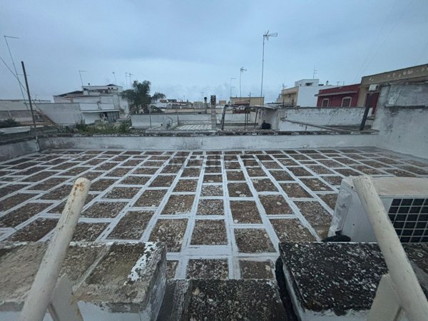 casa indipendente in vendita a Squinzano