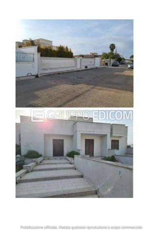 casa indipendente in vendita a Squinzano