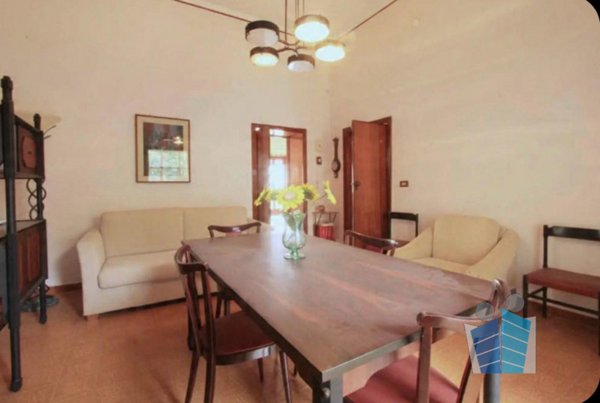 casa indipendente in vendita a Squinzano