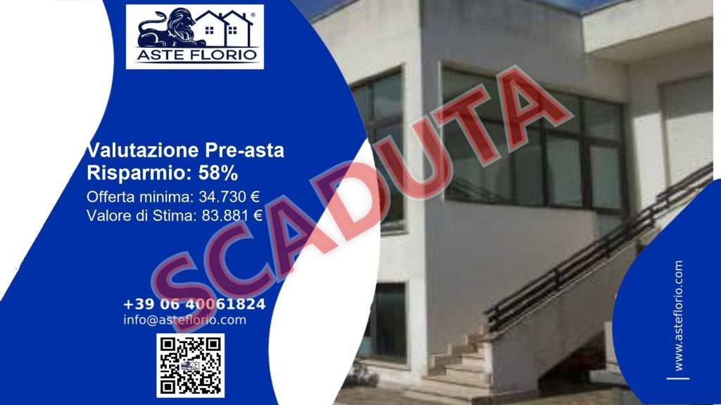 locale commerciale in vendita a Squinzano