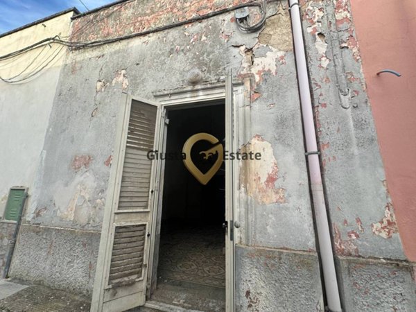 casa indipendente in vendita a Squinzano