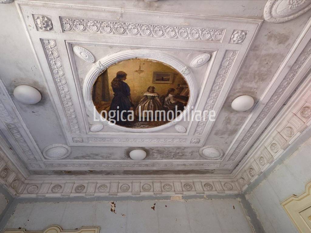 casa indipendente in vendita a Squinzano