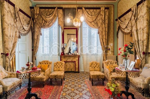 casa indipendente in vendita a Squinzano