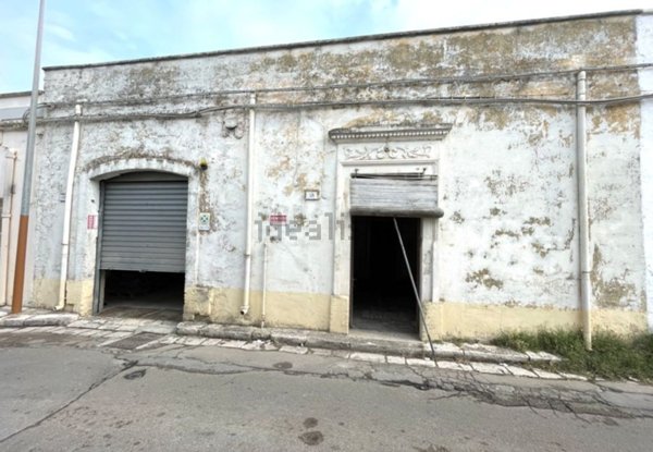 casa indipendente in vendita a Squinzano