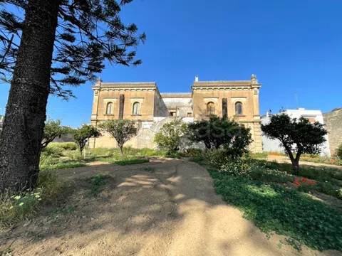 villa in vendita a Squinzano