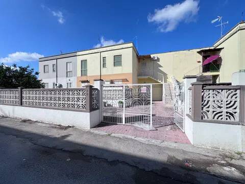 casa indipendente in vendita a Squinzano