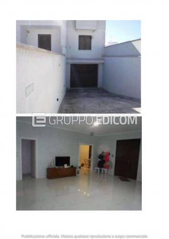 casa indipendente in vendita a Squinzano