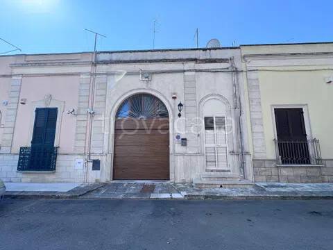 casa indipendente in vendita a Squinzano