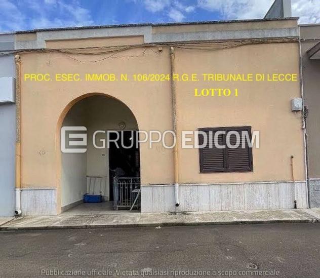 casa indipendente in vendita a Squinzano