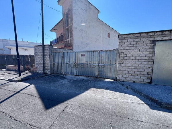 terreno edificabile in vendita a Squinzano