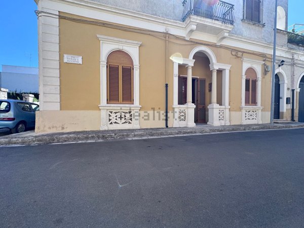 casa indipendente in vendita a Squinzano