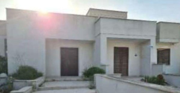 casa indipendente in vendita a Squinzano