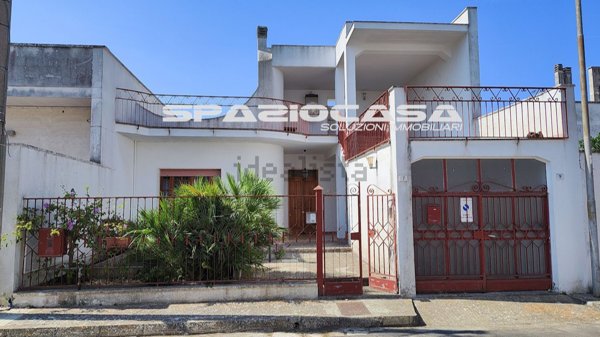 casa indipendente in vendita a Sternatia