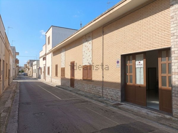 casa indipendente in vendita a Sternatia