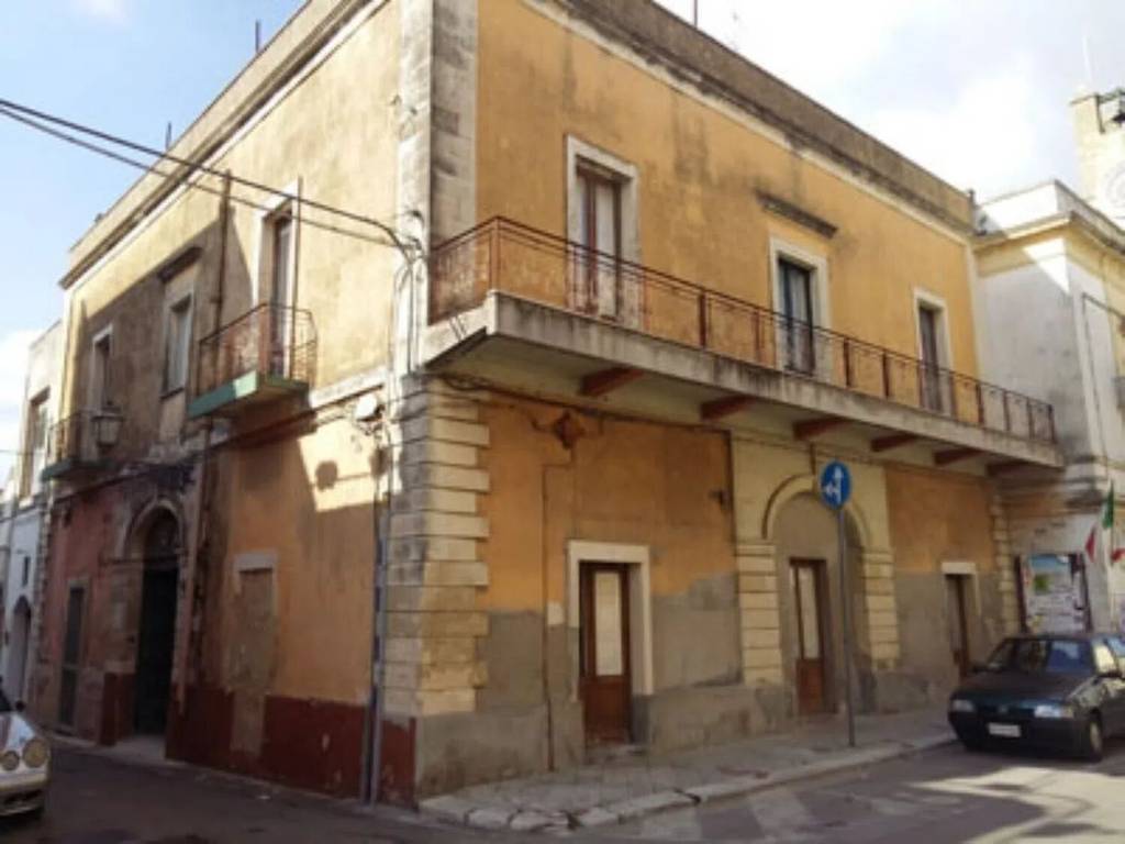 intera palazzina in vendita a Supersano