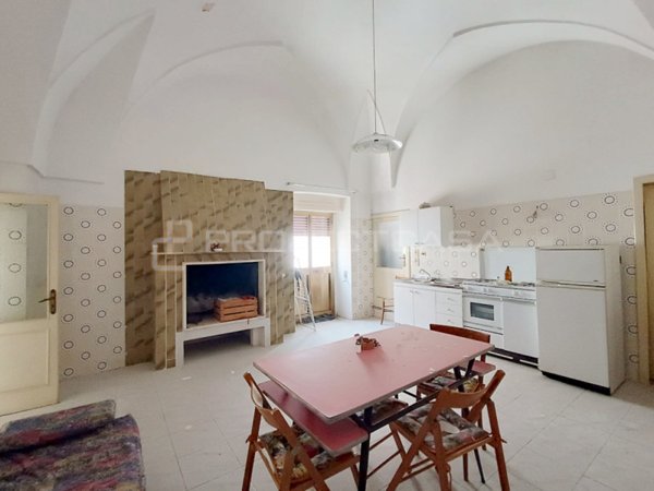 casa indipendente in vendita a Supersano