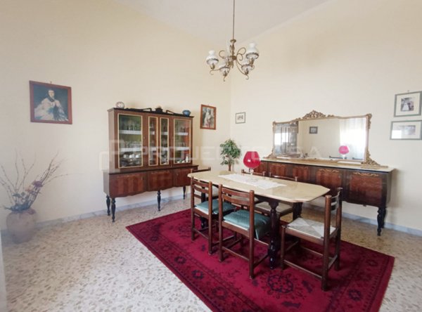 casa indipendente in vendita a Supersano