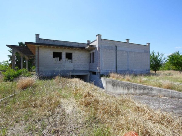 casale in vendita a Supersano