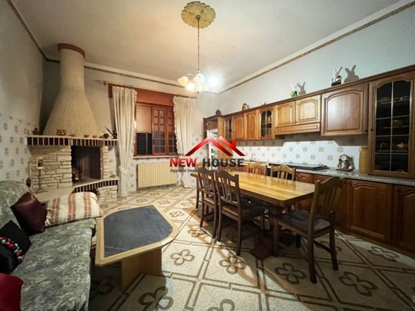 appartamento in vendita a Surano