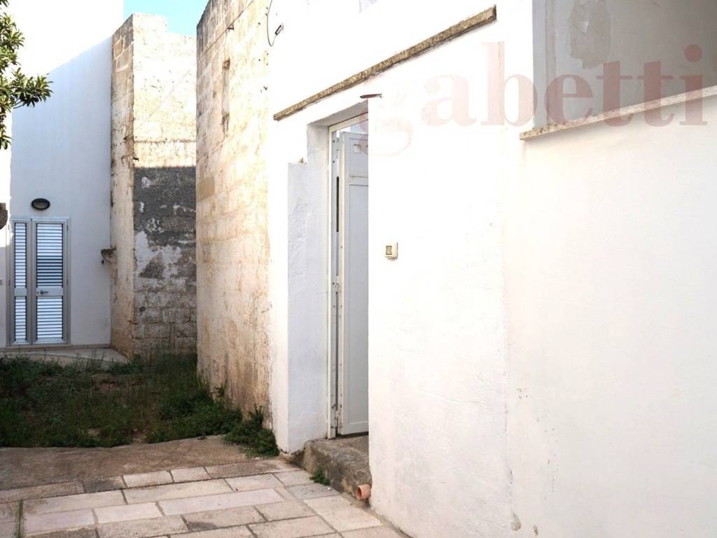 casa indipendente in vendita a Surano
