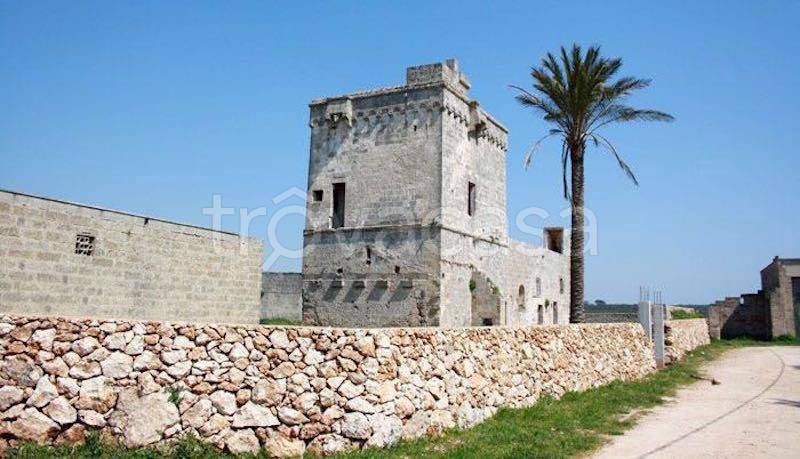 casale in vendita a Surano