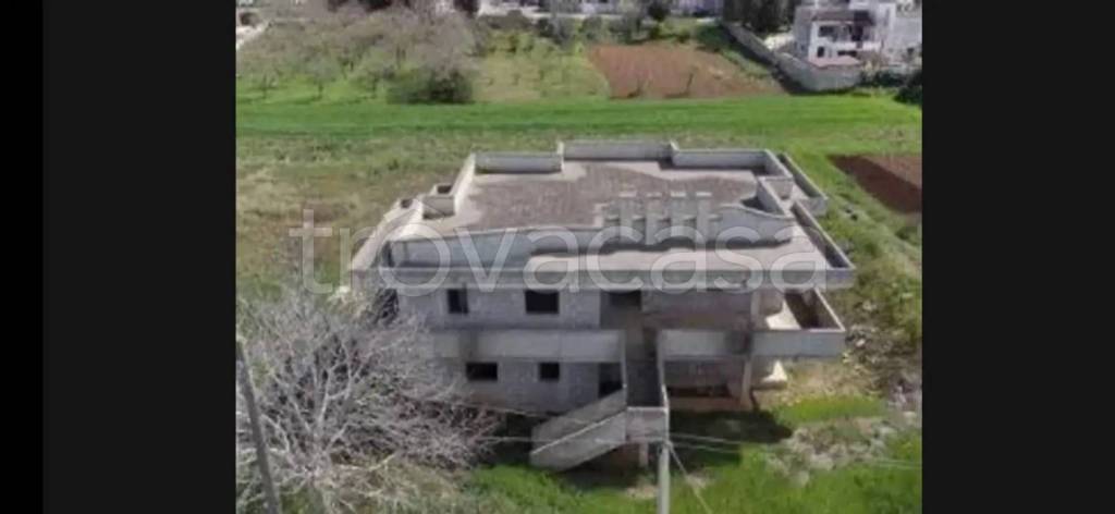 casa indipendente in vendita a Surano