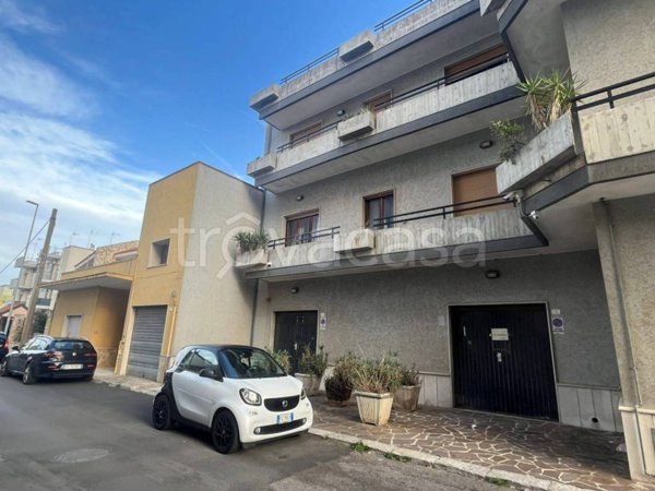 locale commerciale in vendita a Surbo